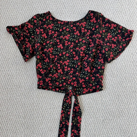 Floral crop top - Picture 1 of 6